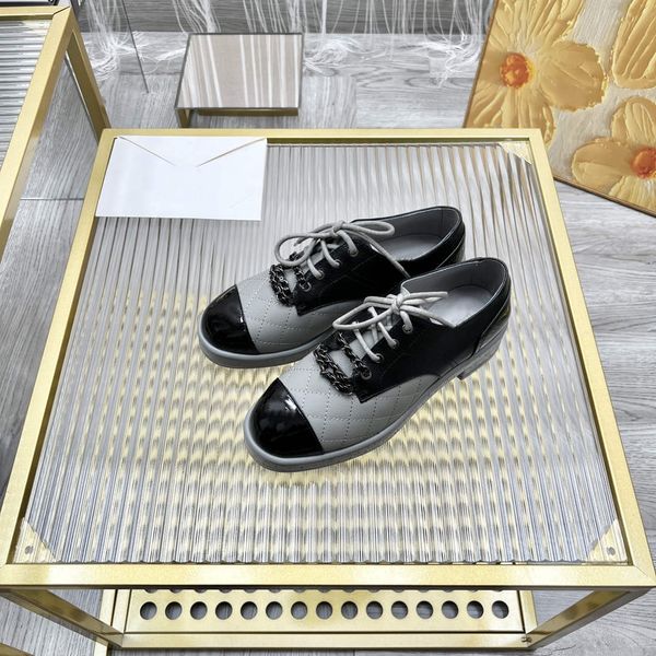 chain plaid small leather shoes women's british style color blocking new thick soled lace flat heel patent single shoes in autumn and w, Black
chain plaid small leather shoes women's british style color blocking new thick soled lace flat heel patent single shoes in autumn and w, Black