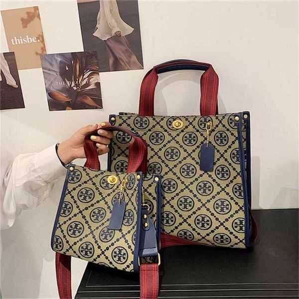 60% off 2023 designer bag bags portable canvas women's trendy single messenger printed letter college student tote
60% off 2023 designer bag bags portable canvas women's trendy single messenger printed letter college student tote