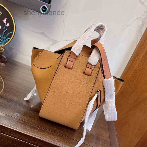 2022 loe/ws shoulder designer bag women handbag bags spring cowhide hammock single messenger portable design unique fashion 11zwy
2022 loe/ws shoulder designer bag women handbag bags spring cowhide hammock single messenger portable design unique fashion 11zwy