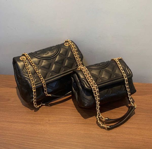 designer bags torys shoulder handbags small fragrance women's fleming lambskin lingge chain single shoulder messenger portable versatil
designer bags torys shoulder handbags small fragrance women's fleming lambskin lingge chain single shoulder messenger portable versatil