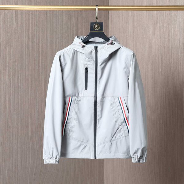 designer mens jackets france brand bomber windshield jacket outerwear coat fashion hombre casual street coats, Black;brown
designer mens jackets france brand bomber windshield jacket outerwear coat fashion hombre casual street coats, Black;brown