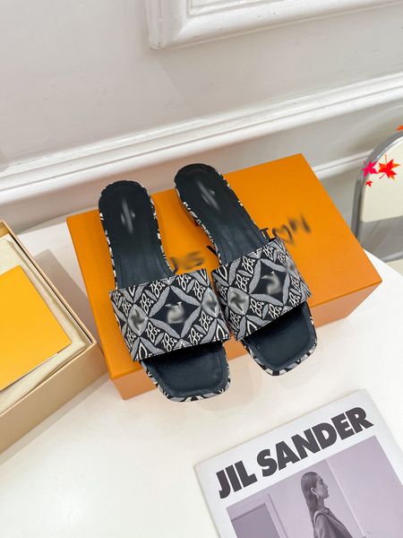 summer womens high heels slippers striped sandals ladies casual scuffs block heel sandal outdoor shopping letters slipper box -l059, Black
summer womens high heels slippers striped sandals ladies casual scuffs block heel sandal outdoor shopping letters slipper box -l059, Black