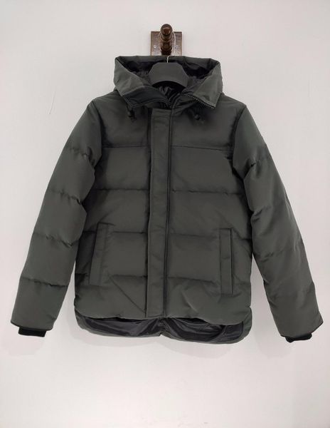 2022 men desinger down jacket outerwear suitable for extreme cold areas windproof outerwear bomber jackets adventure coat hooded fourrure, Black
2022 men desinger down jacket outerwear suitable for extreme cold areas windproof outerwear bomber jackets adventure coat hooded fourrure, Black