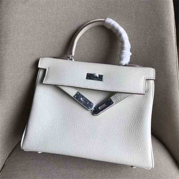 handbags designer herms kely bags classic lychee pattern inside seam bag leather women's cowhide one shoulder messenger
handbags designer herms kely bags classic lychee pattern inside seam bag leather women's cowhide one shoulder messenger