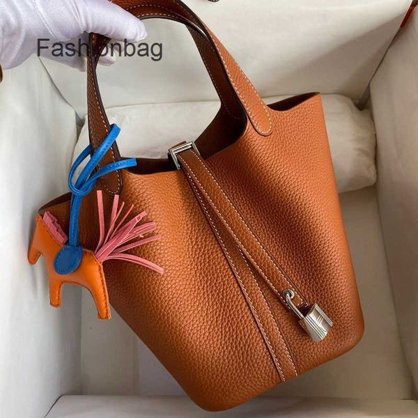 pink lock large woman basket bag trendy bags vegetable hermee handbag picotin 2022 capacity bucket leather t6o1
pink lock large woman basket bag trendy bags vegetable hermee handbag picotin 2022 capacity bucket leather t6o1