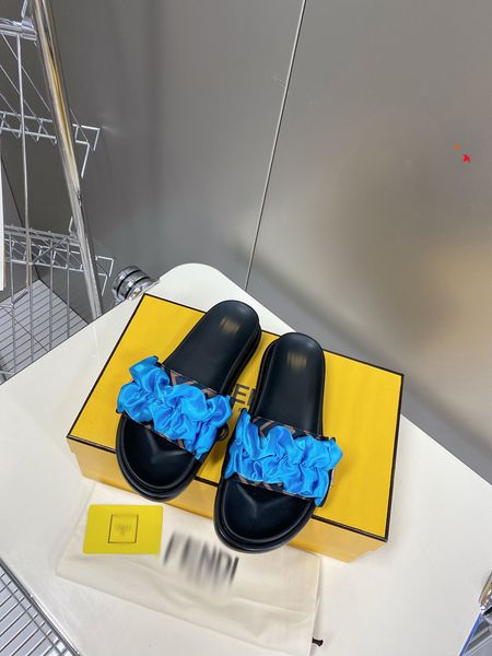 2023 fashion women sandals genuine leather slippers summer flat stylist slides ladies beach sandal party wedding slipper with box -k093, Black
2023 fashion women sandals genuine leather slippers summer flat stylist slides ladies beach sandal party wedding slipper with box -k093, Black