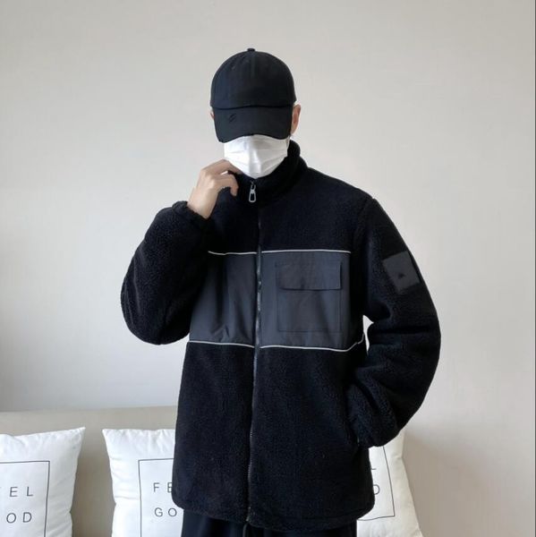 designer 22ss men's women jacket thick warm down classic retro antumn winter couple models lamb cashmere fleece coat men women sport c, Black;brown
designer 22ss men's women jacket thick warm down classic retro antumn winter couple models lamb cashmere fleece coat men women sport c, Black;brown