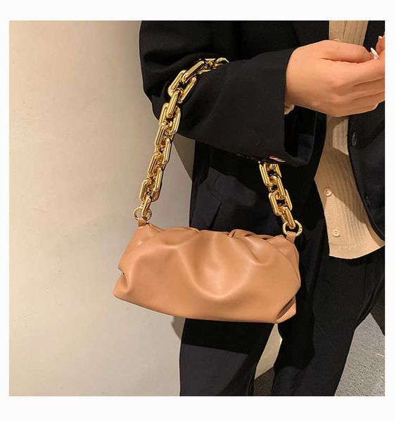 handbag designer bottess women's venetas 2022 autumn new korean casual thi chain cloud simple versatile hand large capacity one shoulde
handbag designer bottess women's venetas 2022 autumn new korean casual thi chain cloud simple versatile hand large capacity one shoulde