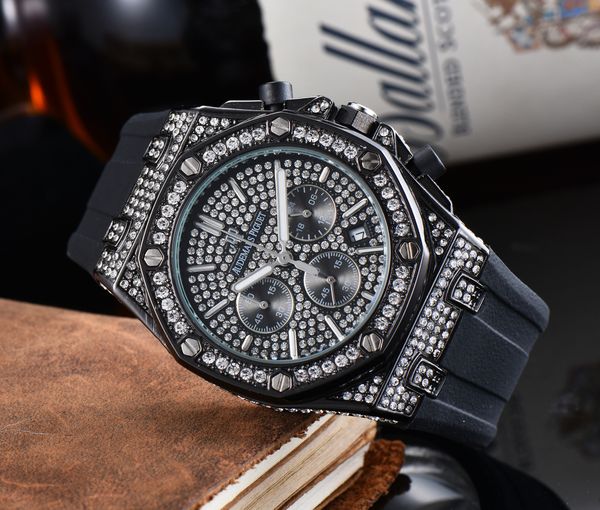 2022 men's silicone luxury a watch 6 pin feature quartz second running chronograph business fashion wristwatch waterproof 24 hour calen, Slivery;brown
2022 men's silicone luxury a watch 6 pin feature quartz second running chronograph business fashion wristwatch waterproof 24 hour calen, Slivery;brown