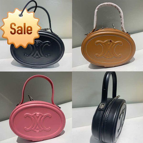 designer bags 2022 new triumphal arch leather women's pink pig nose round cake mini portable messenger chest factory direct sale 
designer bags 2022 new triumphal arch leather women's pink pig nose round cake mini portable messenger chest factory direct sale