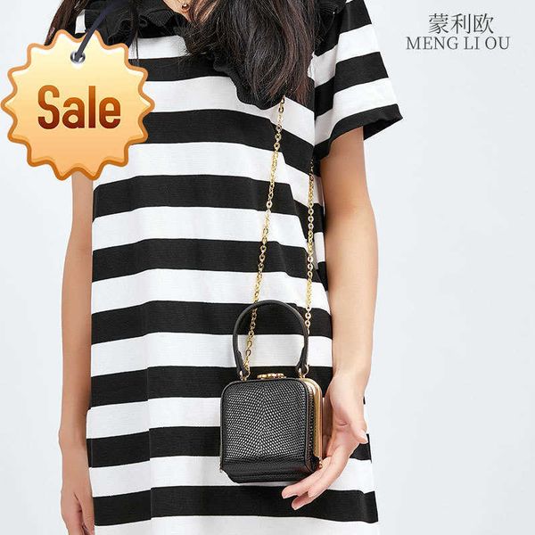 designer bags triumph arch underarm bag lizard chain shoulder fashion versatile crossbody small square leather women's factory direct s
designer bags triumph arch underarm bag lizard chain shoulder fashion versatile crossbody small square leather women's factory direct s