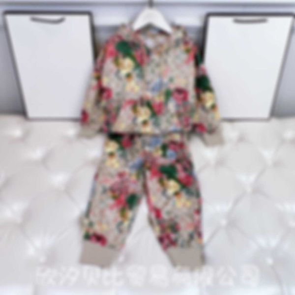 girl's dresses clothing sets children's clothing autumn girls' pure cotton round neck sweater spring and autumn new full prin, Red;yellow
girl's dresses clothing sets children's clothing autumn girls' pure cotton round neck sweater spring and autumn new full prin, Red;yellow