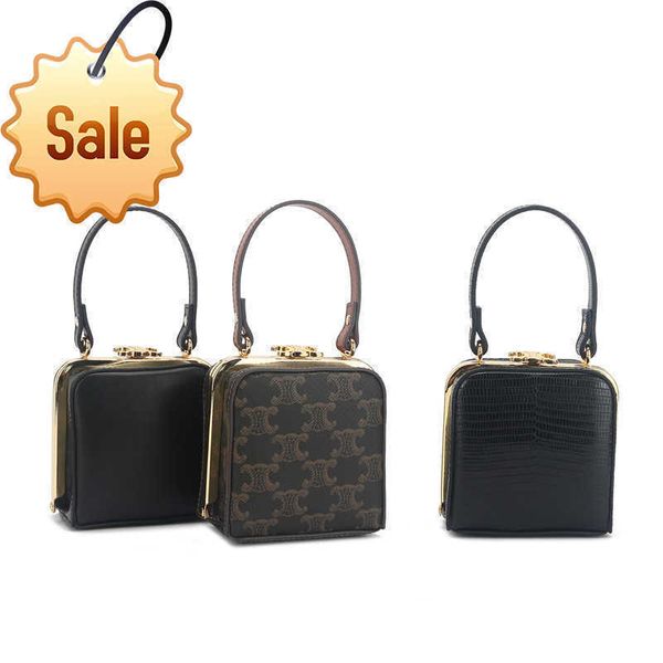 designer bags mini clip triumphal arch box 2022 summer new leather single shoulder mouth red cross messenger small zero wallet factory direc
designer bags mini clip triumphal arch box 2022 summer new leather single shoulder mouth red cross messenger small zero wallet factory direc
