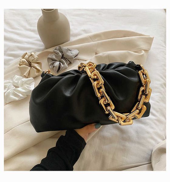 hand designerbag bottess bag women's venetas fashion 2022 new pu crossbody chain one shoulder armpit cloud have logo
hand designerbag bottess bag women's venetas fashion 2022 new pu crossbody chain one shoulder armpit cloud have logo
