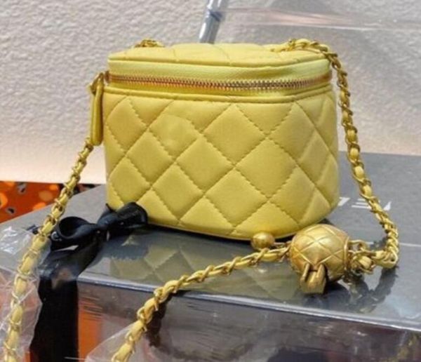designer cosmetic bags handbag fashion luxury even bag womens lattice messenger chain small mini makeup golden ball box luxurious bucket sho
designer cosmetic bags handbag fashion luxury even bag womens lattice messenger chain small mini makeup golden ball box luxurious bucket sho