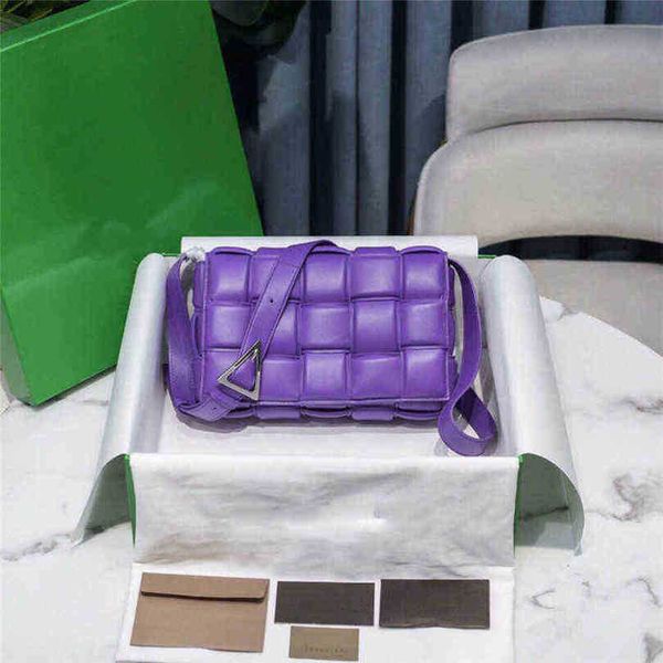 bottegass designer handbags venetas bags cassettes luxury shoulder crossbody raisin padded small 7a quality size 26188cm have 3c25
bottegass designer handbags venetas bags cassettes luxury shoulder crossbody raisin padded small 7a quality size 26188cm have 3c25
