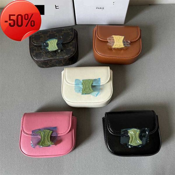 designer bags family c mini triumphal arch small square women's spring and summer 2022 new one shoulder msenger factory direct sale pur
designer bags family c mini triumphal arch small square women's spring and summer 2022 new one shoulder msenger factory direct sale pur
