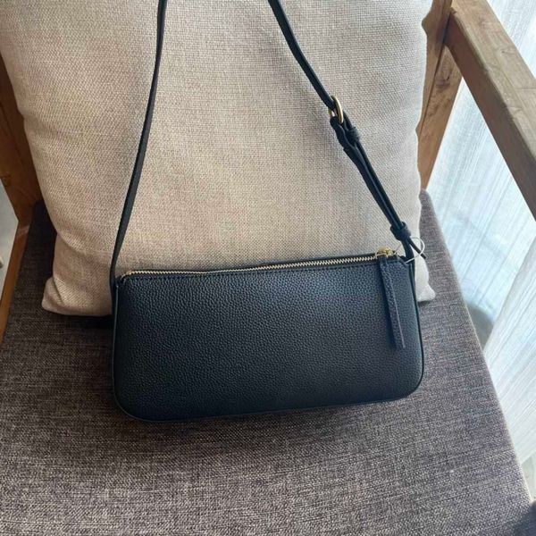 messenger bags luxury torysburchs designer fashion shoulder handbags mcgraw single shoulder underarm bag lychee grain cowhide 883j
messenger bags luxury torysburchs designer fashion shoulder handbags mcgraw single shoulder underarm bag lychee grain cowhide 883j