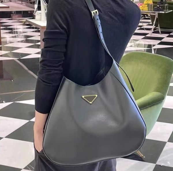 black cleo hobo bag designers bags underarm handbags sacoche pochette luxury leather good quality womens shoulder bag purses lady vintage
black cleo hobo bag designers bags underarm handbags sacoche pochette luxury leather good quality womens shoulder bag purses lady vintage