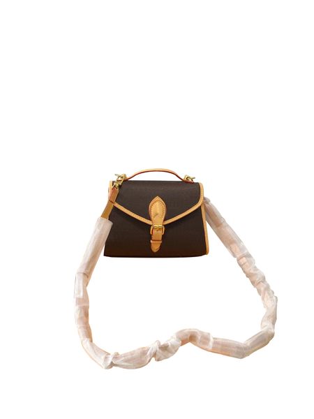 messenger clutch bag shoulder bags cowhide handbag wallet metallic crossbody letter ladies mahjong tote one handle womenhandbag backpack
messenger clutch bag shoulder bags cowhide handbag wallet metallic crossbody letter ladies mahjong tote one handle womenhandbag backpack