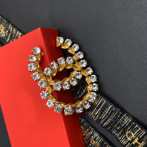 luxury real gold plated brass copper brooches letter designer with steel seal women men brand pins rhinestone crystal jewelry brooch pin mar, Gray
luxury real gold plated brass copper brooches letter designer with steel seal women men brand pins rhinestone crystal jewelry brooch pin mar, Gray