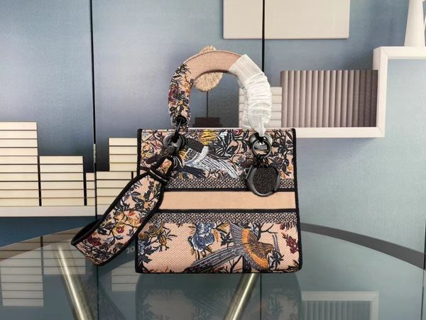 original luxury designer bag flowing tiger pattern large capacity shopping bag handmade double-sided m1295 
original luxury designer bag flowing tiger pattern large capacity shopping bag handmade double-sided m1295