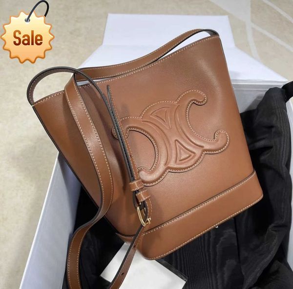 designer bags arc de triomphe bucket 2022 spring and summer new leather women's single shoulder messenger leisure commuter large capaci
designer bags arc de triomphe bucket 2022 spring and summer new leather women's single shoulder messenger leisure commuter large capaci