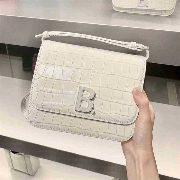 italy tote bags balencaige handbags female 2022 b-type pink crocodile pattern beancurd genuine leather single shoulder slanting cross hand o
italy tote bags balencaige handbags female 2022 b-type pink crocodile pattern beancurd genuine leather single shoulder slanting cross hand o
