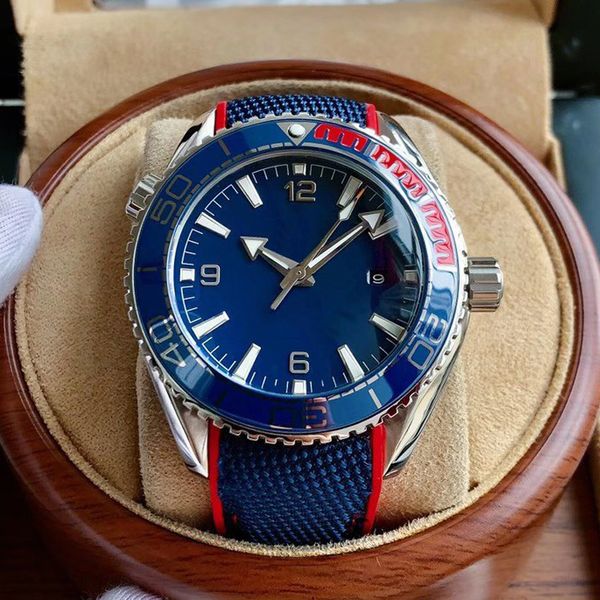 blue dial luxury watch mens watches aaaa ocean style 42mm master 8900 automatic sapphire glass classic model folding clasp wristwatch super, Slivery;brown
blue dial luxury watch mens watches aaaa ocean style 42mm master 8900 automatic sapphire glass classic model folding clasp wristwatch super, Slivery;brown