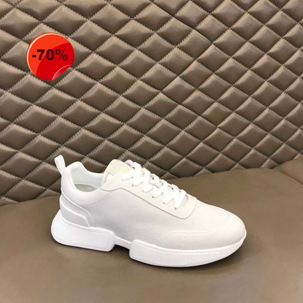 men 's shoes men casual sports shoe luxury designer brand cool match invincible soft comfortable
men 's shoes men casual sports shoe luxury designer brand cool match invincible soft comfortable
