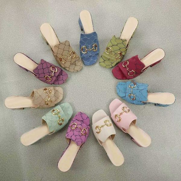 2022 summer beach slipper fashion 100% leather metal buckle women shoes cowhide white black thick heel sandals lady letter half high heels
2022 summer beach slipper fashion 100% leather metal buckle women shoes cowhide white black thick heel sandals lady letter half high heels