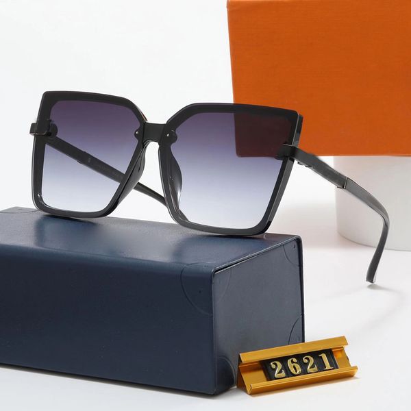 new fashion womens sunglasses simple cat eye shape design retro frame with slim temples hollowed out word monogra decoration on both sides o, White;black
new fashion womens sunglasses simple cat eye shape design retro frame with slim temples hollowed out word monogra decoration on both sides o, White;black