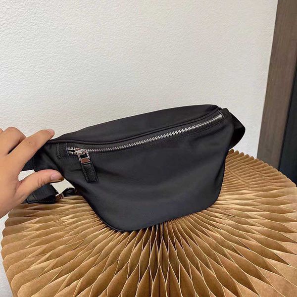 pra da bag designer bags nylon cloth chest handbag waterproof cloths men's canvas waist handbags small messenger bag parachute for men
pra da bag designer bags nylon cloth chest handbag waterproof cloths men's canvas waist handbags small messenger bag parachute for men