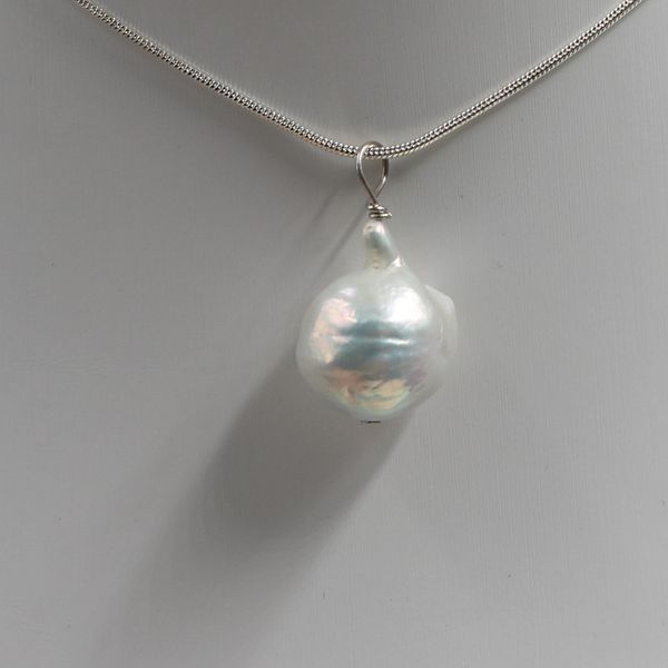 handmade studio natural 13-14 mm white unusual near round drip baroque pearl pendant, Silver