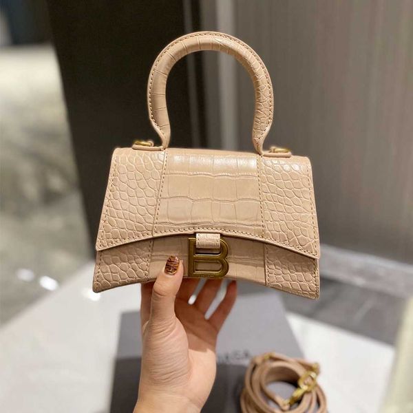 designer handbags messenger bags tote purse owned balenclagas hourglass women handbag shoulder crocodile pattern 2022 backpacks crossbody
designer handbags messenger bags tote purse owned balenclagas hourglass women handbag shoulder crocodile pattern 2022 backpacks crossbody
