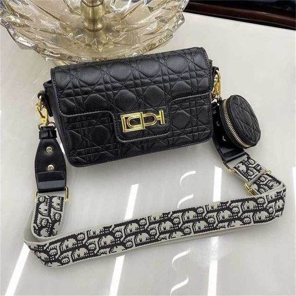 50% off 2023 designer bag trendy handbags lingge small square texture ins super fire net red versatile wide strap single messenger
50% off 2023 designer bag trendy handbags lingge small square texture ins super fire net red versatile wide strap single messenger