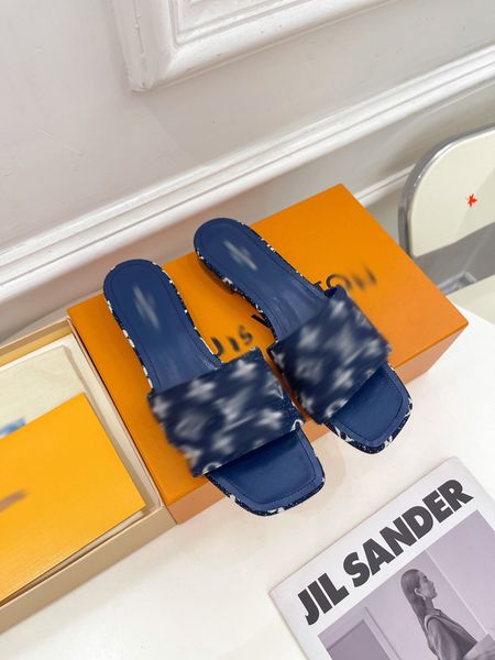 2023 fashion women sandals genuine leather slippers summer flat stylist slides ladies beach sandal party wedding slipper with box -k058, Black
2023 fashion women sandals genuine leather slippers summer flat stylist slides ladies beach sandal party wedding slipper with box -k058, Black