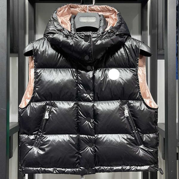 maya women vests embroidered badge women's down jacket vest vests thermal hooded jackets, Black;white
maya women vests embroidered badge women's down jacket vest vests thermal hooded jackets, Black;white