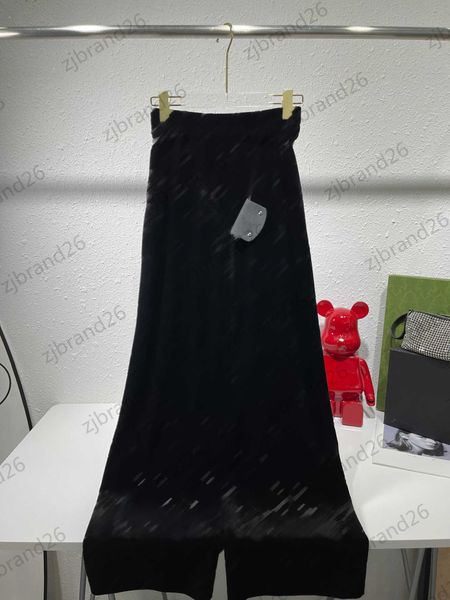 luxury womens pants waist tag chain casual trousers fashion printed wide-legged pant velvet fabric high waisted floor-length trouser 3 color, Black;white
luxury womens pants waist tag chain casual trousers fashion printed wide-legged pant velvet fabric high waisted floor-length trouser 3 color, Black;white