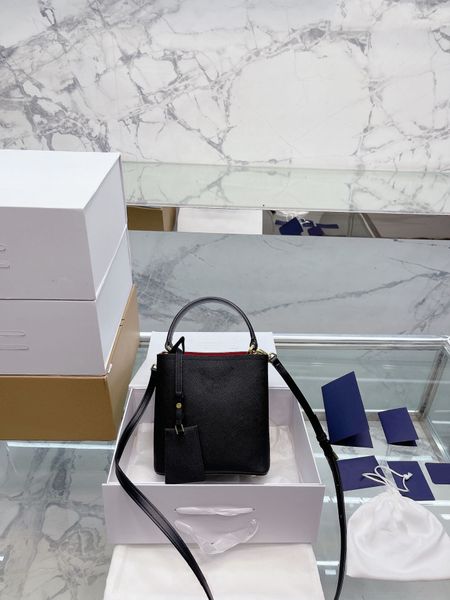 black leather bucket bags luxury designer bag women handbag wallet shoulder bag cross body tote purse winter 2022 fashion messenger
black leather bucket bags luxury designer bag women handbag wallet shoulder bag cross body tote purse winter 2022 fashion messenger