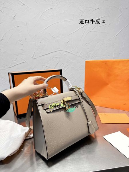 luxury designer fashion handbag casual large capacity tote shopping bag women's messenger all cow leather with silk scarf dust-proof ba
luxury designer fashion handbag casual large capacity tote shopping bag women's messenger all cow leather with silk scarf dust-proof ba