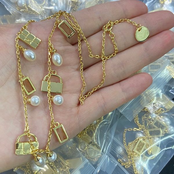luxury design classic fashion chain necklace enamel f letter pendants designer jewelry birthday festive party gifts fn1 --01, Silver
luxury design classic fashion chain necklace enamel f letter pendants designer jewelry birthday festive party gifts fn1 --01, Silver