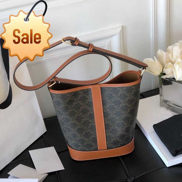 designer bags star's same triumphal arch bucket old flower high-grade one shoulder messenger bag commuting high-capacity female factory
designer bags star's same triumphal arch bucket old flower high-grade one shoulder messenger bag commuting high-capacity female factory