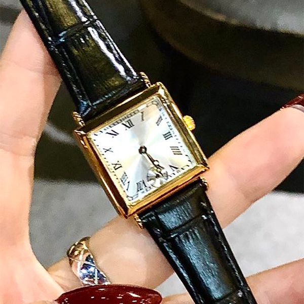 women watch 24mm quartz movement watches wristwatches woman fashion designer wristwatch montre de luxe festival gift, Slivery;golden
women watch 24mm quartz movement watches wristwatches woman fashion designer wristwatch montre de luxe festival gift, Slivery;golden