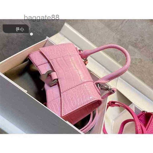 handbags 2022 s designer bbalencaigass b paris alligator hourglass fashion leather women's one messenger handbag shoulder crossbod jh65
handbags 2022 s designer bbalencaigass b paris alligator hourglass fashion leather women's one messenger handbag shoulder crossbod jh65