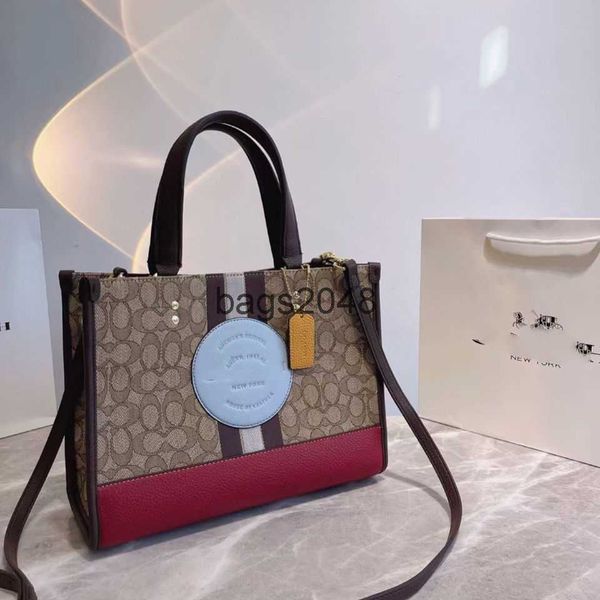 evening bags coaah designer new fashion tote bag single shoulder messenger handbag
evening bags coaah designer new fashion tote bag single shoulder messenger handbag