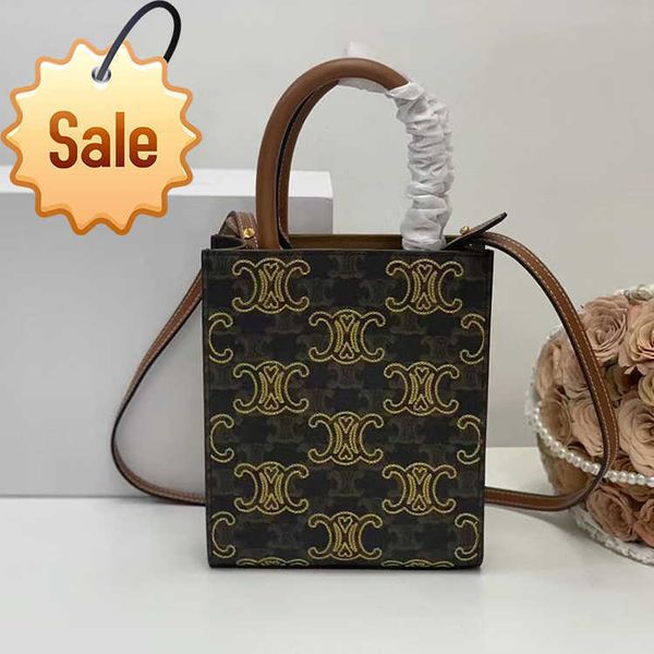 designer bags 2022 summer new triumphal arch shopping bag versatile women's handbag net red same diagonal factory direct sale
designer bags 2022 summer new triumphal arch shopping bag versatile women's handbag net red same diagonal factory direct sale