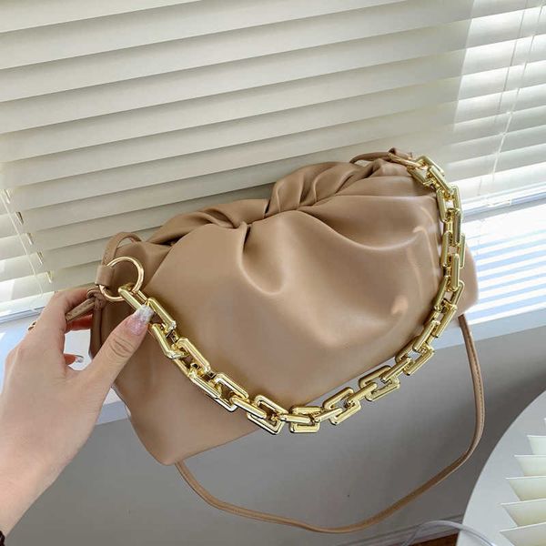 handbag designer bottess women's venetas foreign style small women's 2022 summer new fashion square single shoulder texture messen
handbag designer bottess women's venetas foreign style small women's 2022 summer new fashion square single shoulder texture messen