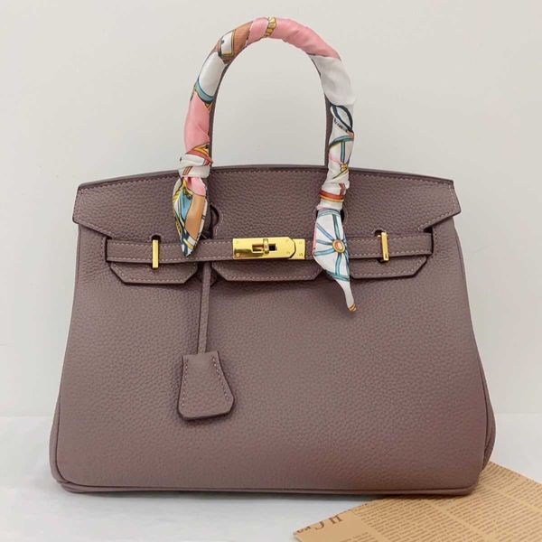 olv7 graphite ladys classic tote emmaess crocodile bags grey crocodile skin platinum sewn customized designer womens luxury exclusive herbag
olv7 graphite ladys classic tote emmaess crocodile bags grey crocodile skin platinum sewn customized designer womens luxury exclusive herbag