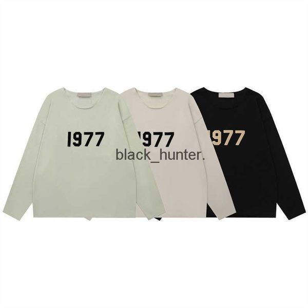 men's sweaters essential designer double thread 1977 lazy style men women's knitted round neck sweater, White;black
men's sweaters essential designer double thread 1977 lazy style men women's knitted round neck sweater, White;black